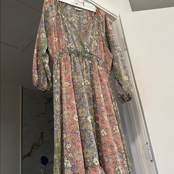boemo Dresses & Skirts - Anthropologie boemo Floral Maxi Dress in Pink and Green
